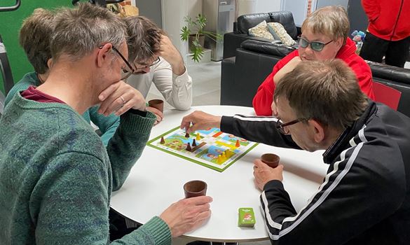 Ludospil i Klub Stjerneskud.jpg Ludospil i Klub Stjerneskud.jpg